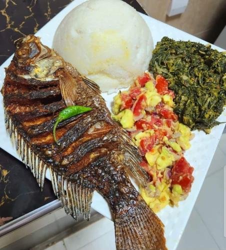 Noelas Kitchen Flavor Food (4)